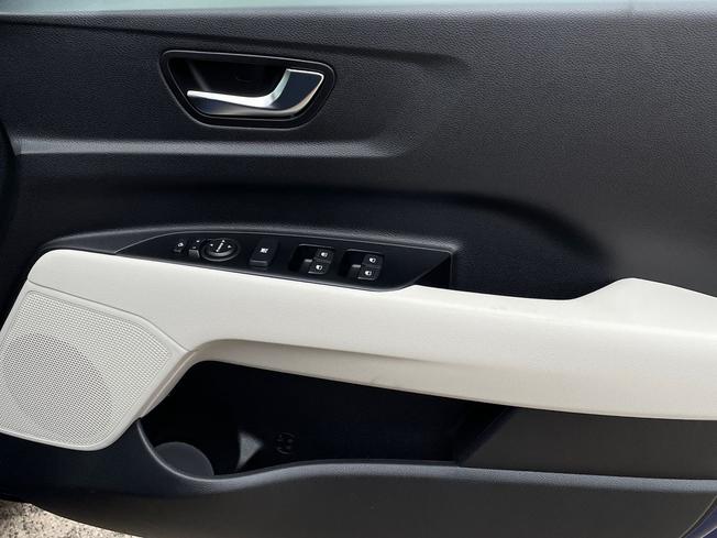 KIA Stonic Photo 29