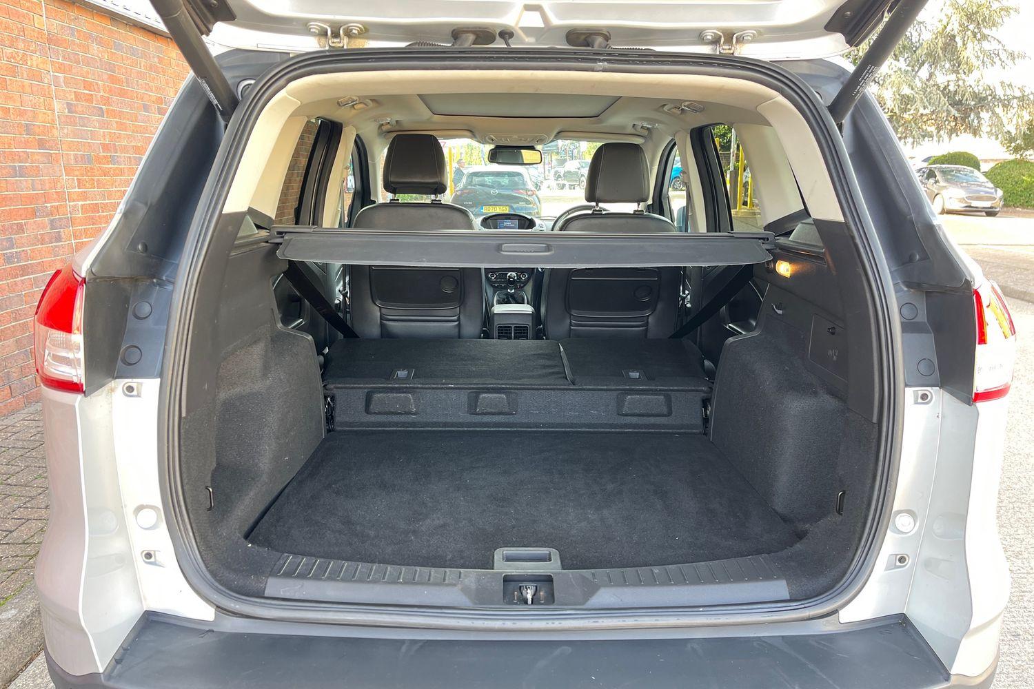 Ford Kuga Photo 23