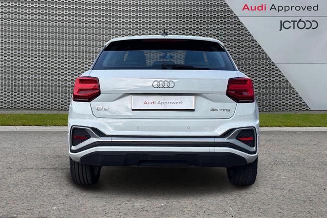Audi Q2 Photo 7