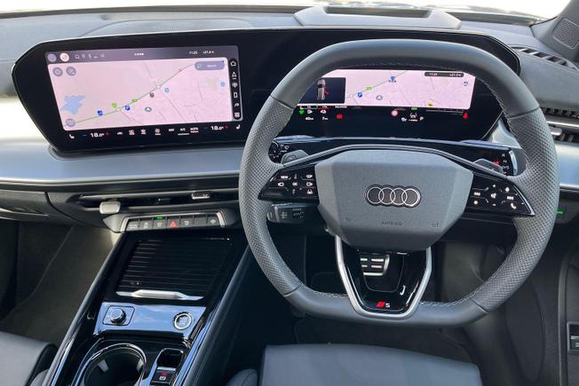 AUDI  Q3 SUV Photo 11