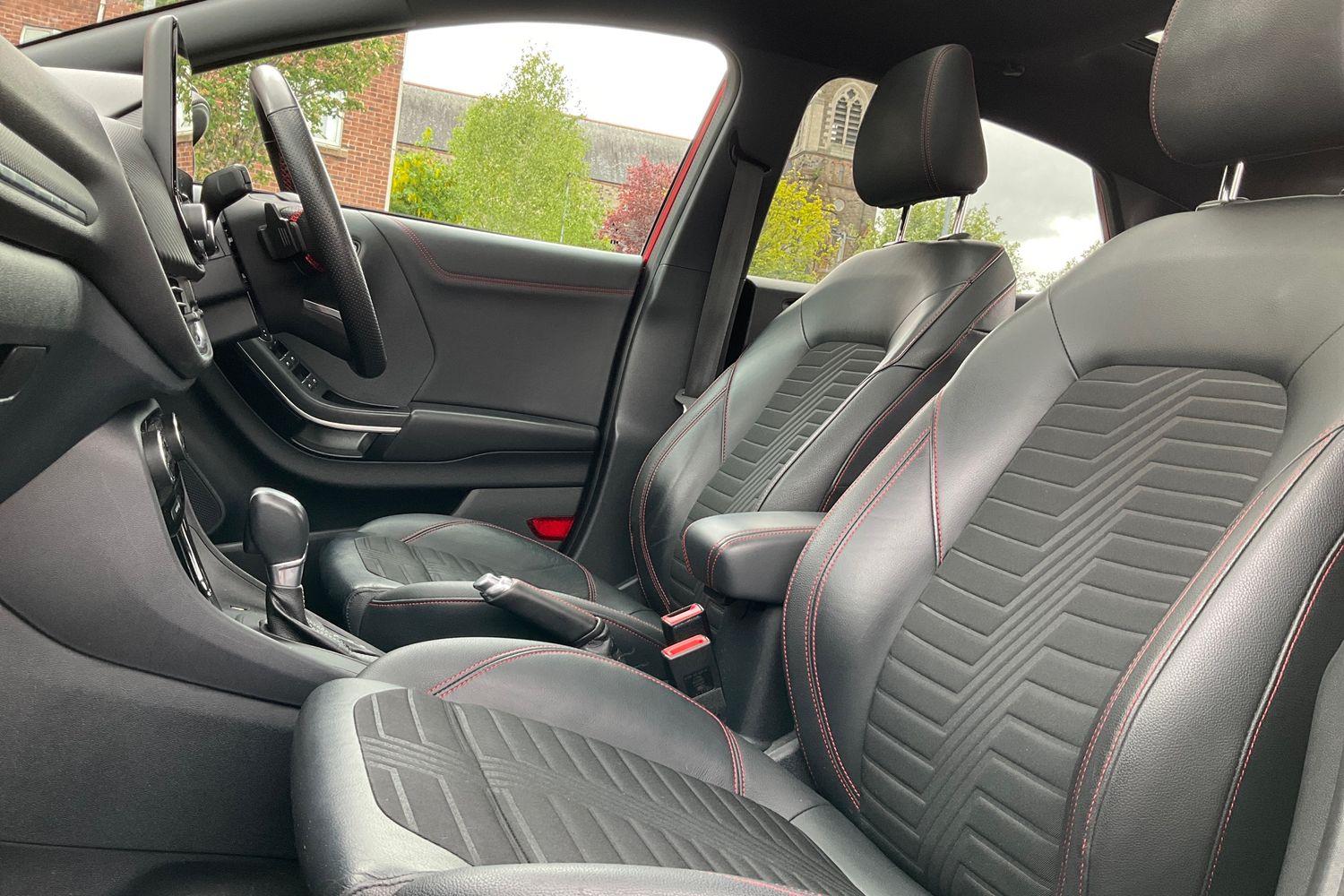 Ford PUMA Photo 18
