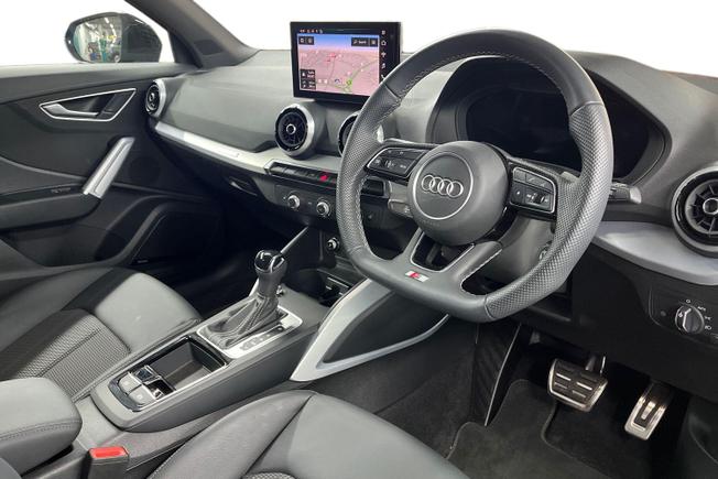 AUDI Q2 Photo 6