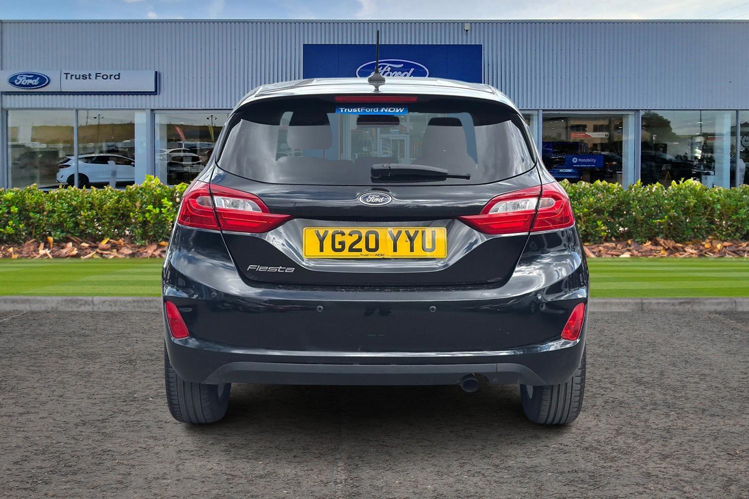 Ford FIESTA Photo 6