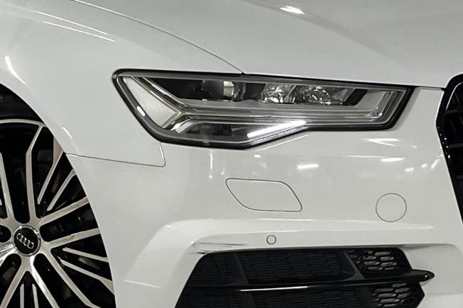 AUDI A6 Avant Photo 19