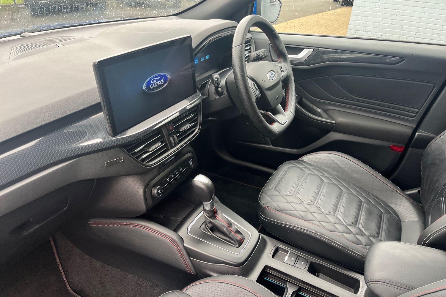 Ford FOCUS Photo 17