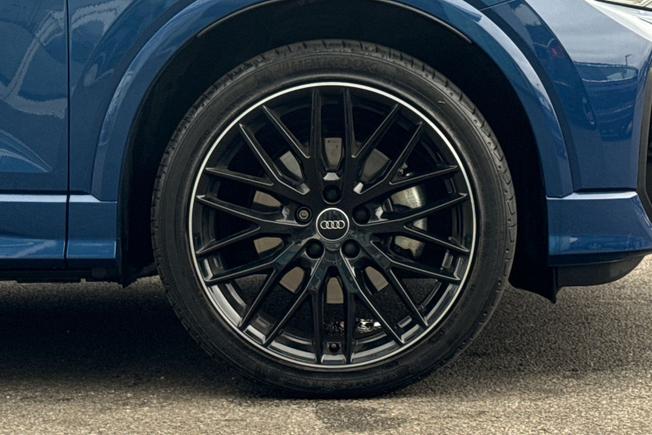 AUDI Q2 Photo 5