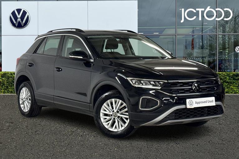 Used 2023 VOLKSWAGEN T-Roc Life 1.5 TSI 150PS 7-speed DSG 5 Door Deep Black at JCT600