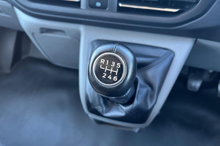 Ford TRANSIT CUSTOM Photo autoimg-f6bfb5834d28f1c48245269579ba60f63852a73f.jpg