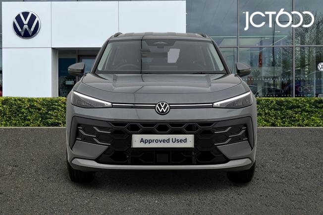 VOLKSWAGEN T-Roc Photo 8