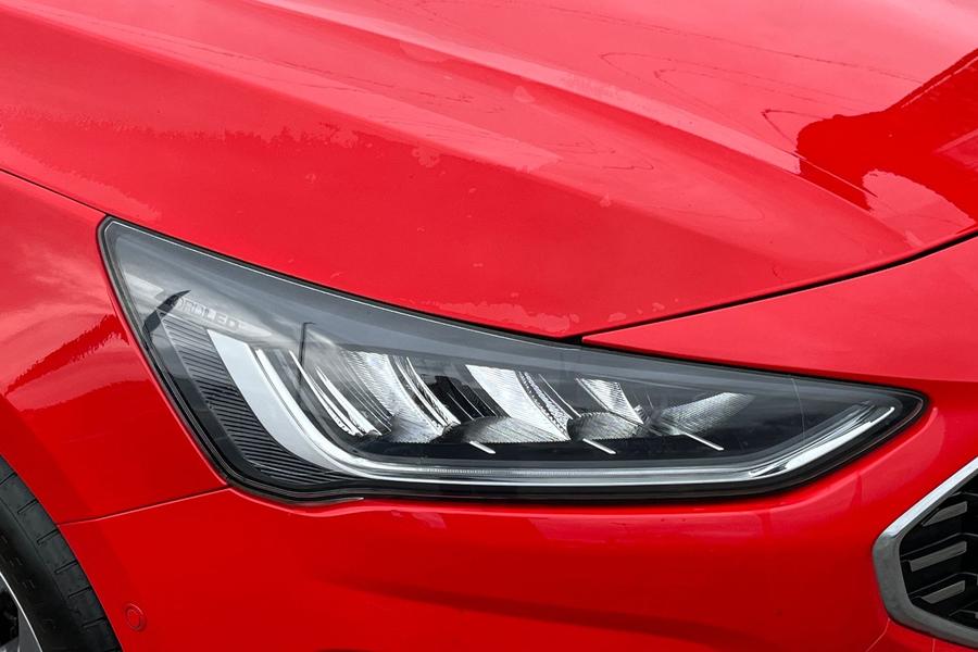 Ford FOCUS Photo autoimg-f6c3a973be47881db76d0ad7671bb17224fe65c1.jpg