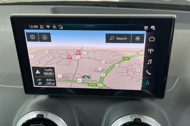 AUDI Q2 Photo 14