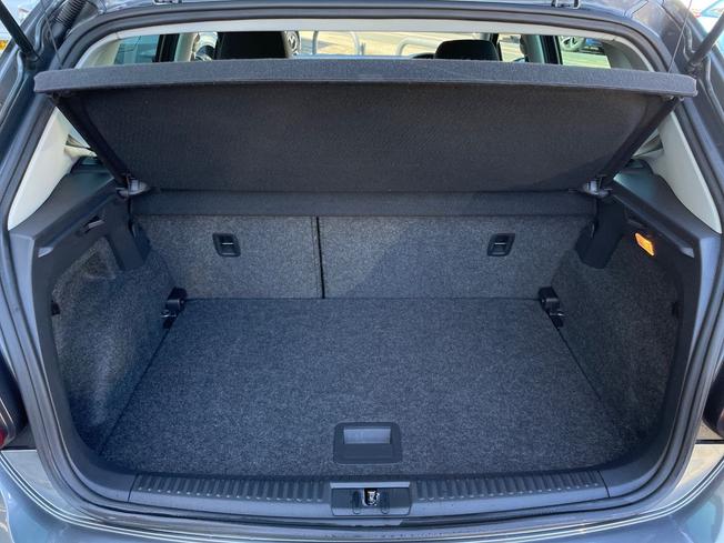 VOLKSWAGEN Polo Photo 12