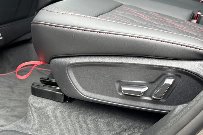 AUDI Q7 Photo 30