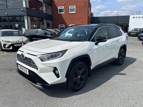 Toyota RAV4 Photo autoimg-f6cac7346cdfb14fcaeb60ad3a9d3f88ca0fc74d.jpg