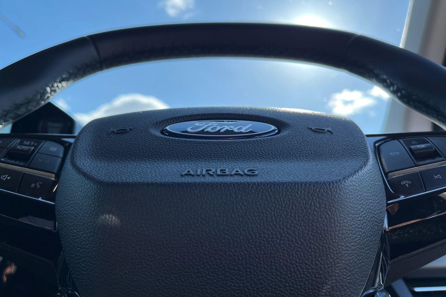 Ford TOURNEO CUSTOM Photo 35