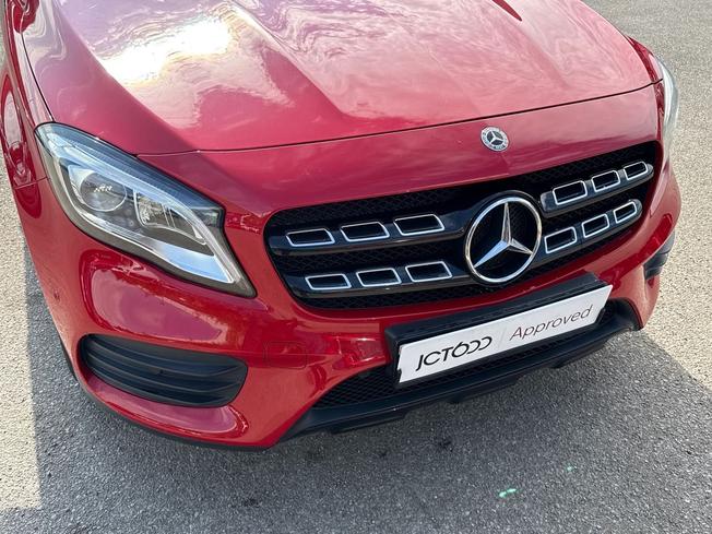 MERCEDES-BENZ Gla Photo 32