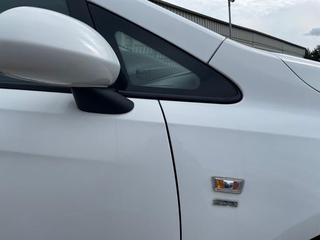 VAUXHALL Corsa Photo 20