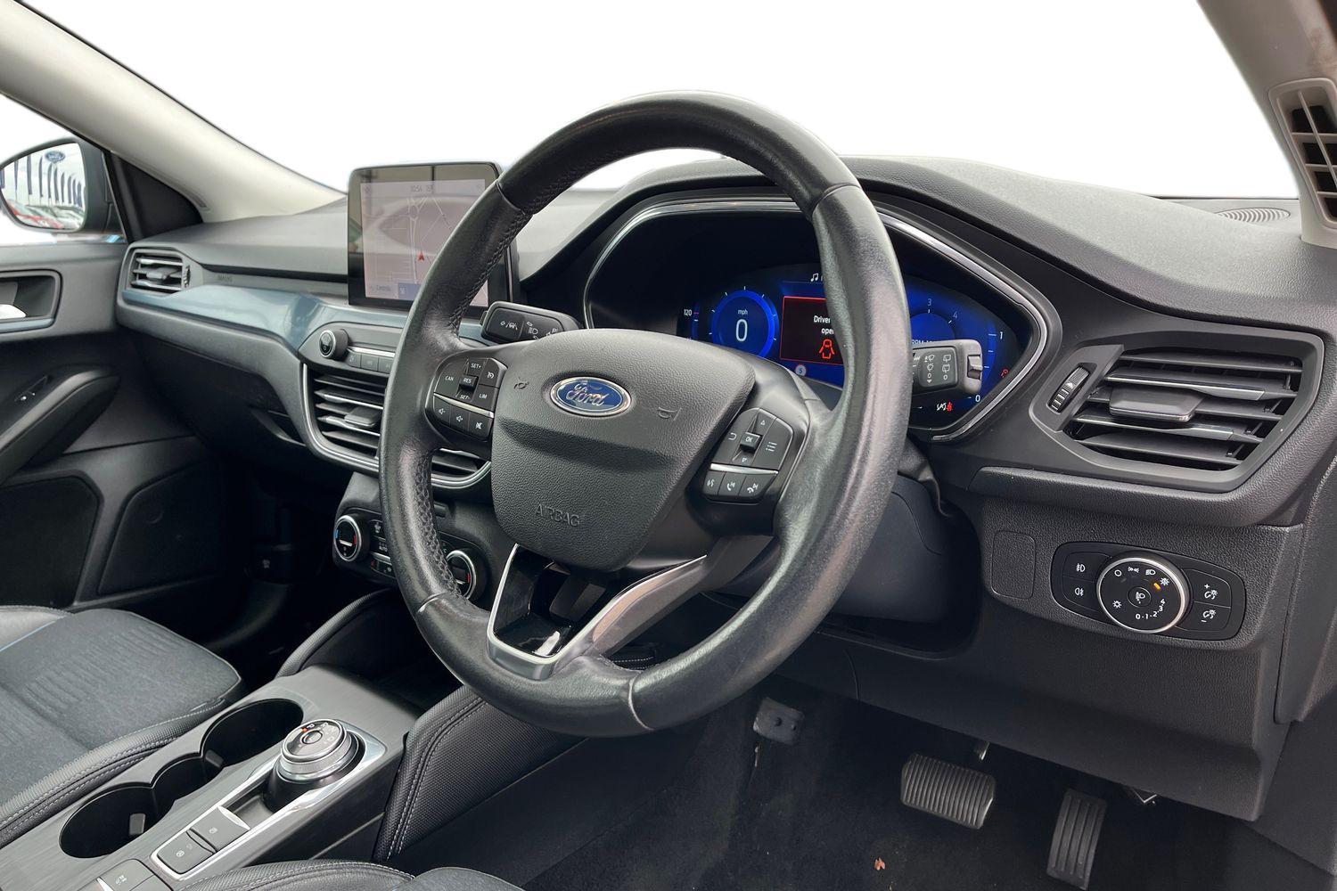 Ford Focus Photo 8