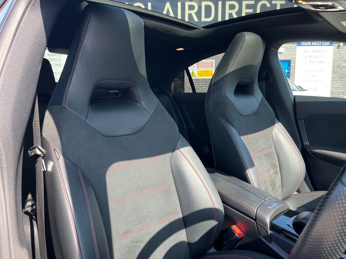 Mercedes-Benz CLA Photo 24