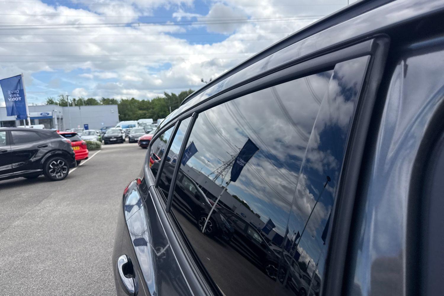 Ford FOCUS Photo 38