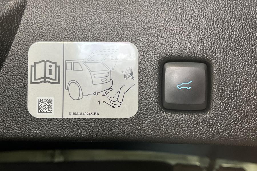 Ford KUGA Photo autoimg-f6d6101a185322c7bba2669497d5037da30014f2.jpg