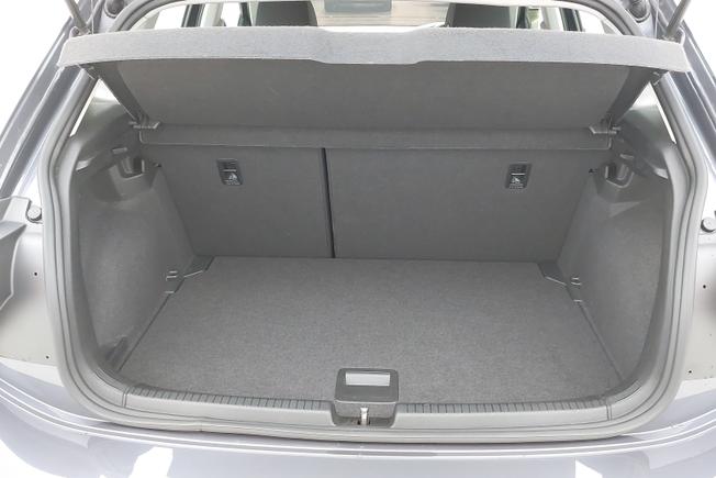 VOLKSWAGEN Polo Photo 12