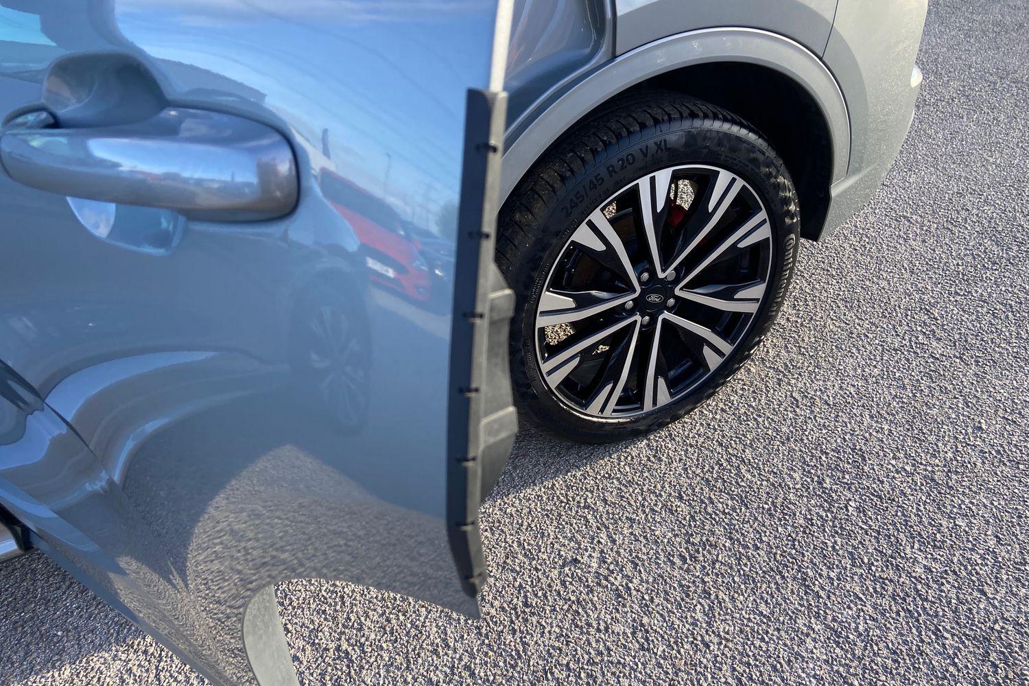 Ford KUGA Photo 26