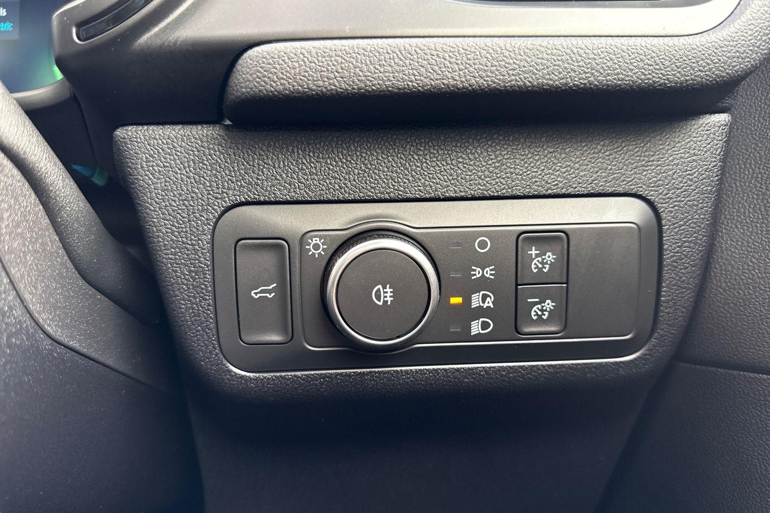 Ford KUGA Photo 29
