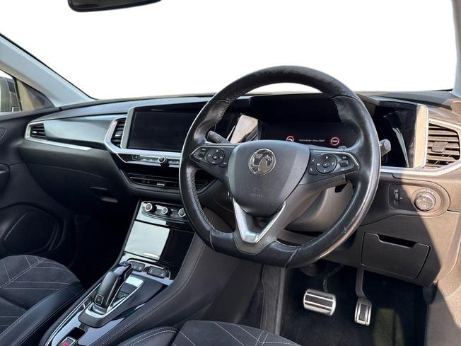 VAUXHALL Grandland Photo 6