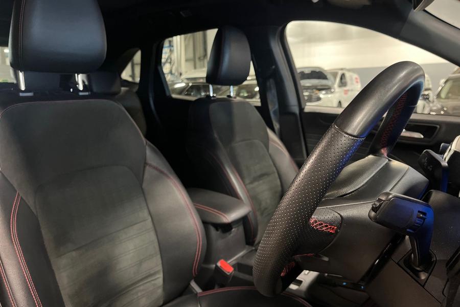 Ford KUGA Photo autoimg-f6e3f5cb4962b5424dd2e455d842eaf9aff0d5dd.jpg