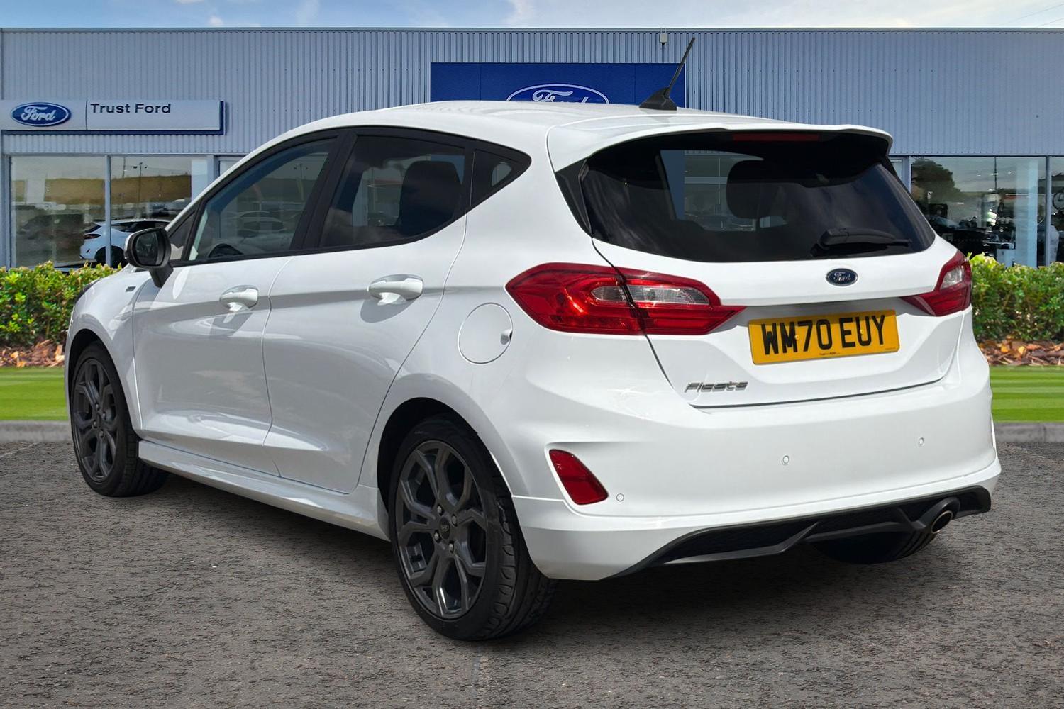 Ford FIESTA Photo 1