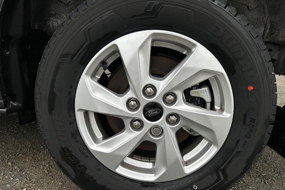Used Ford TRANSIT CUSTOM EN25LDD 38