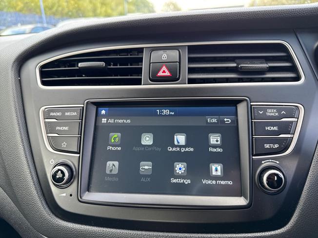 Hyundai i20 Photo 38