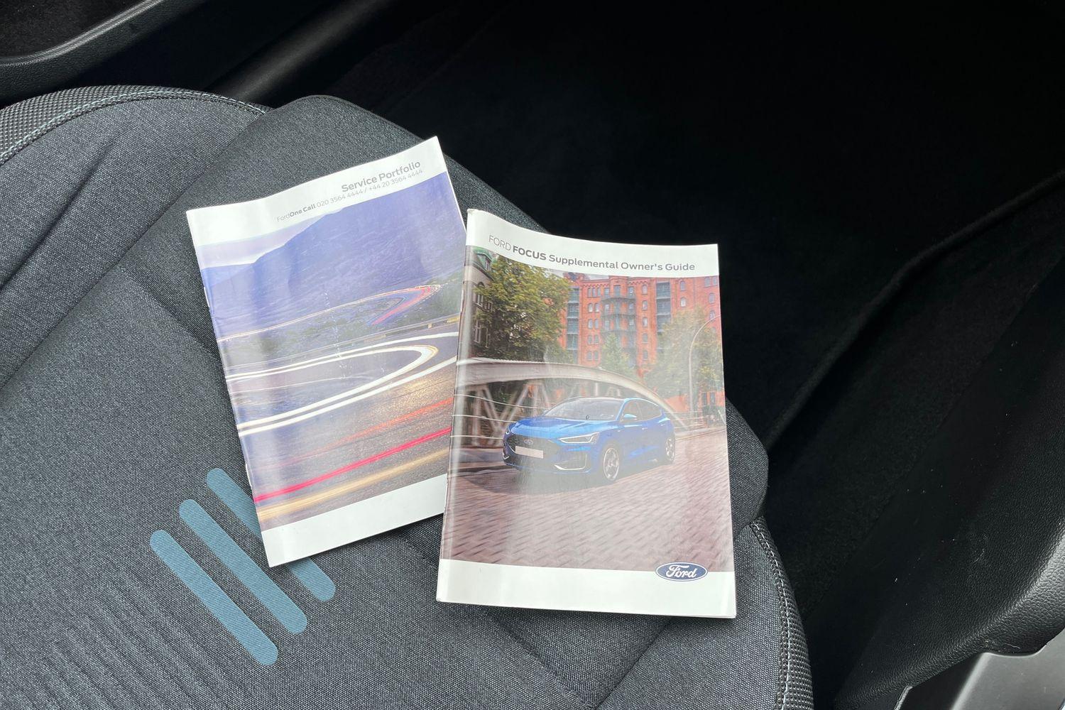 Ford FOCUS Photo 21