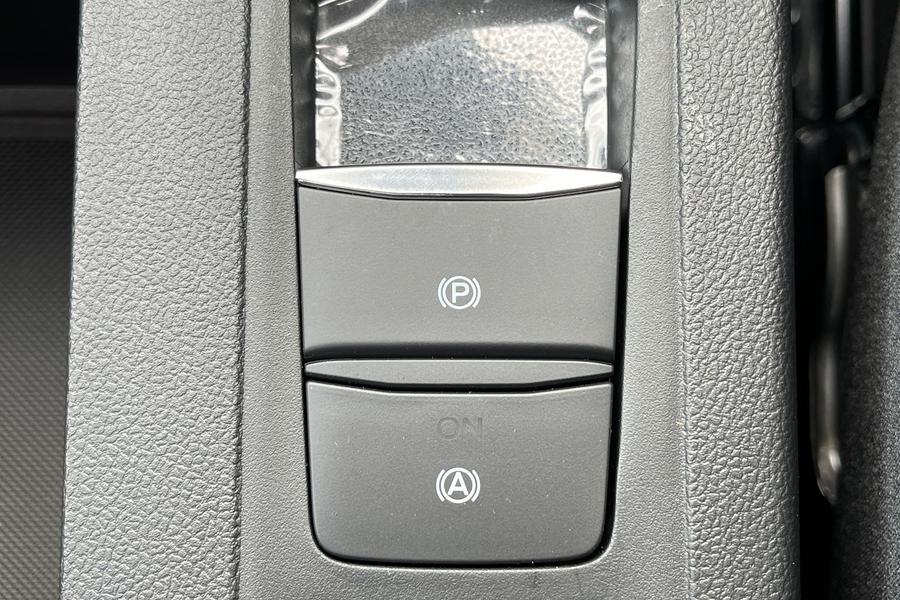 Ford Focus Photo autoimg-f6e6e899b8e95c489dec0ba037e1c5571f7d47b5.jpg