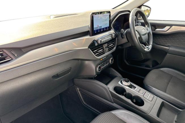 FORD Kuga Photo 2