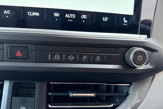 VOLKSWAGEN Transporter Photo 36