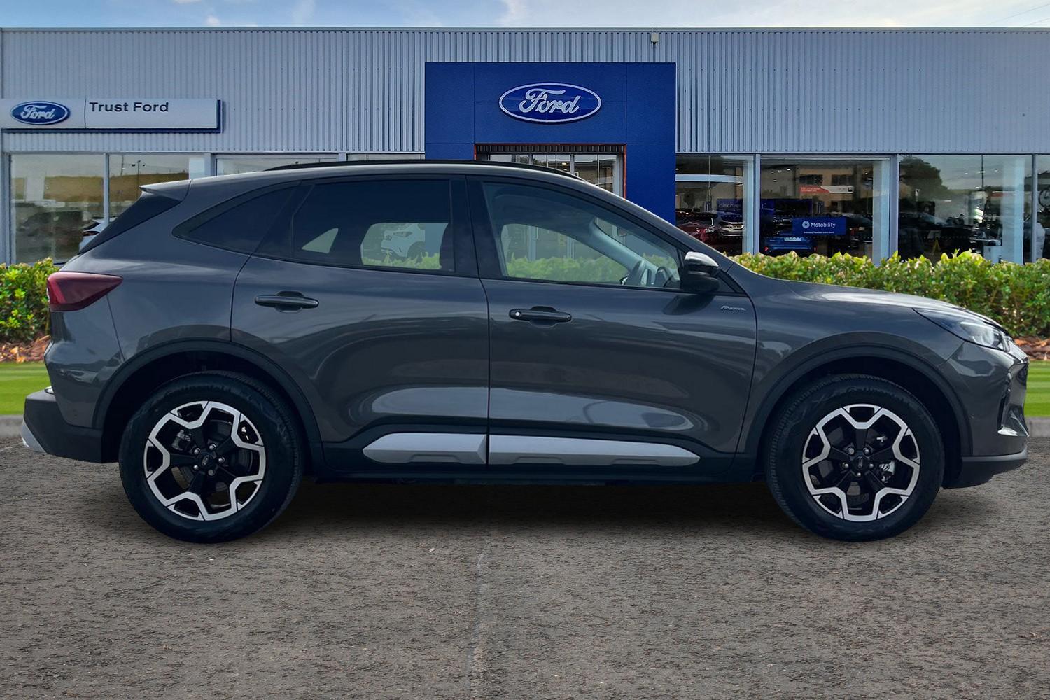 Ford Kuga Photo 2