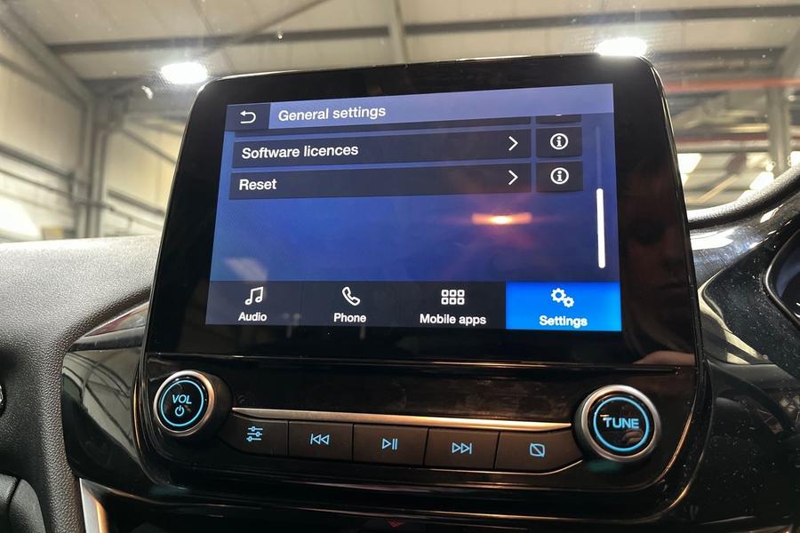 Ford FIESTA Photo autoimg-f6f6b8d1b6fb0db9eefa482af8dc06a36e58be45.jpg