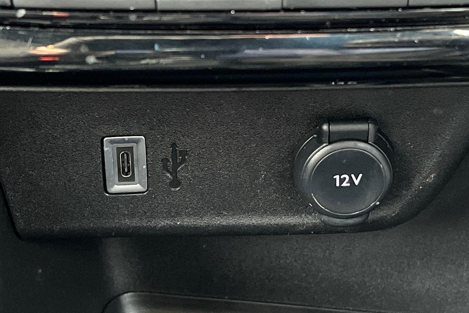 Vauxhall CORSA Photo 30