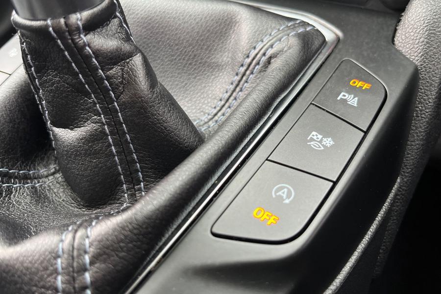 Ford FOCUS Photo autoimg-f6fd58b241489ea885b6ab62db64986959e2da4a.jpg