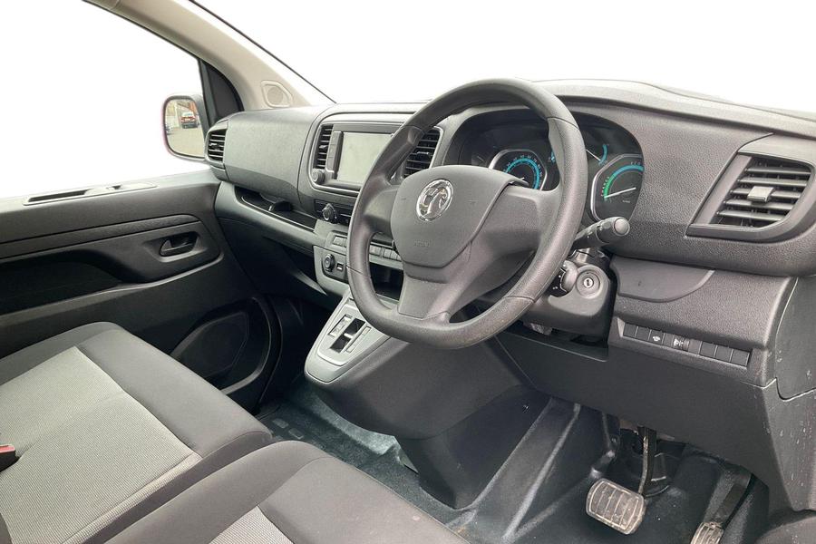 Vauxhall VIVARO LIFE Photo autoimg-f701e31b0897a2dacd7424fa55c93ac7577a8b3a.jpg