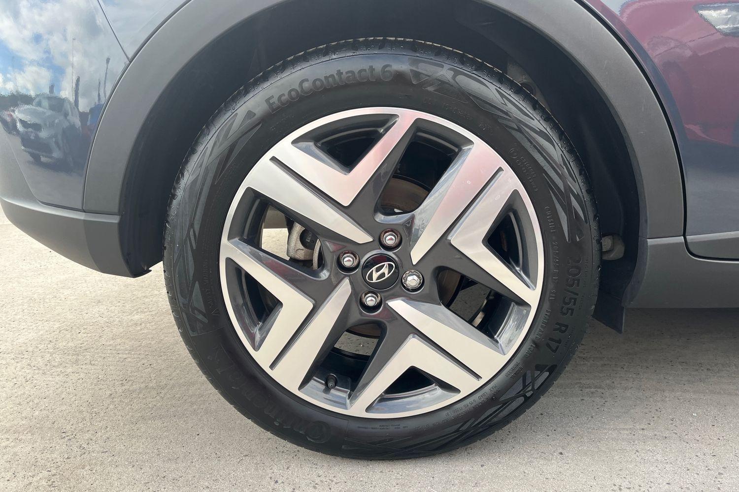 Hyundai BAYON Photo 7