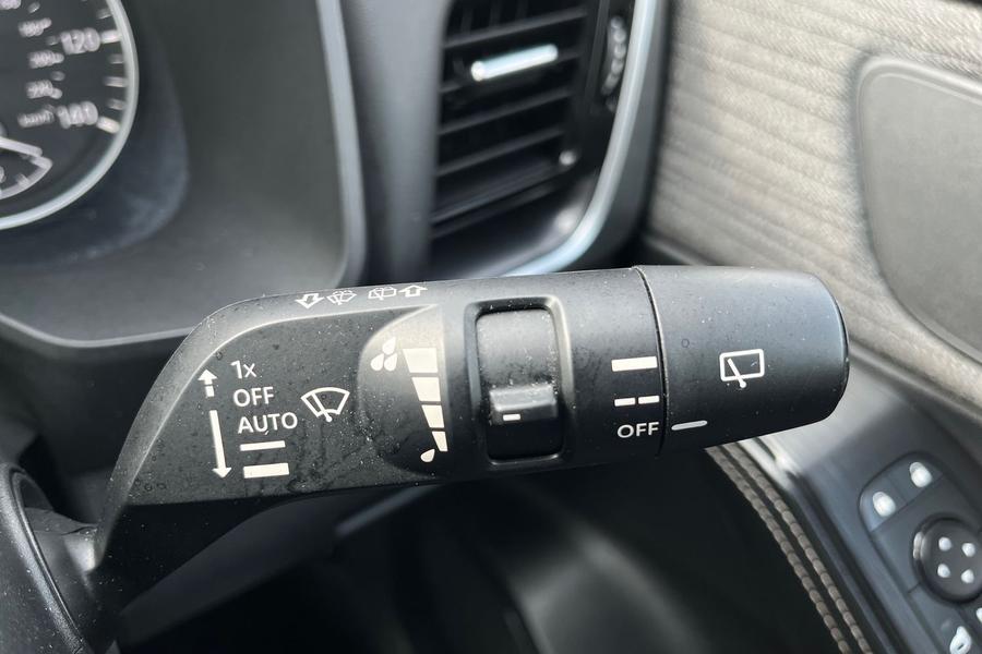 Nissan X-TRAIL Photo autoimg-f7037f940a791e9cdb2ba742a96f6b2a50444ece.jpg