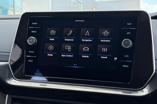 VOLKSWAGEN T-Cross Photo 13