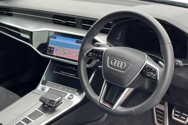 AUDI A6 Avant Photo 6