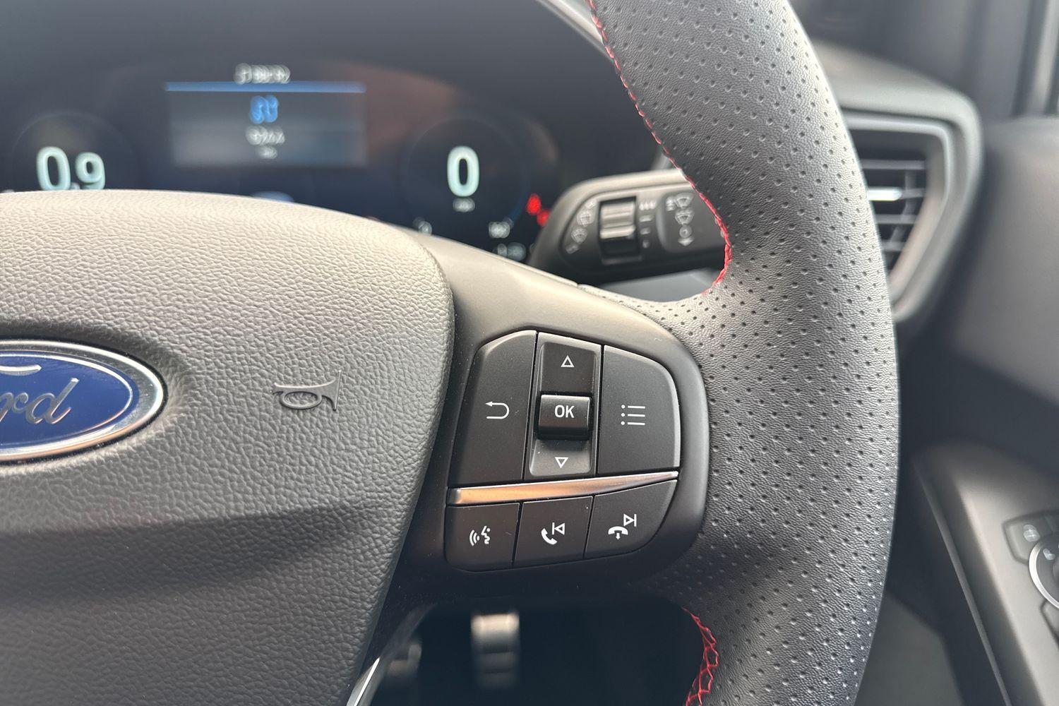 Ford FOCUS Photo 31
