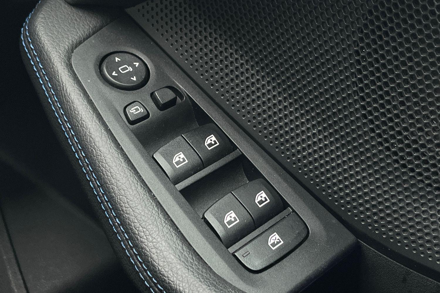 BMW 2 SERIES Photo 15