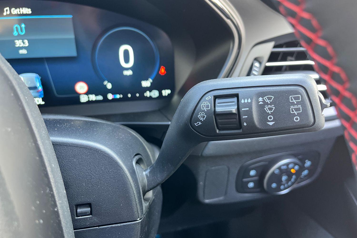 Ford FOCUS Photo 14