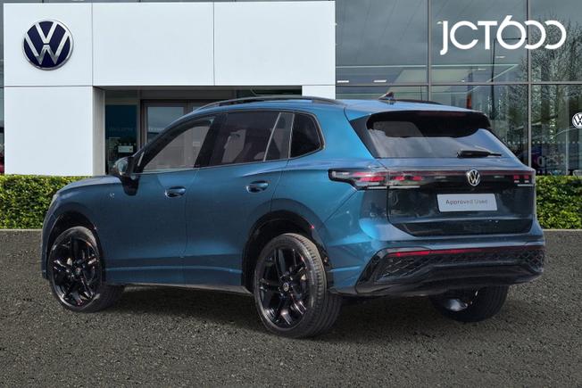 VOLKSWAGEN Tiguan Photo 3